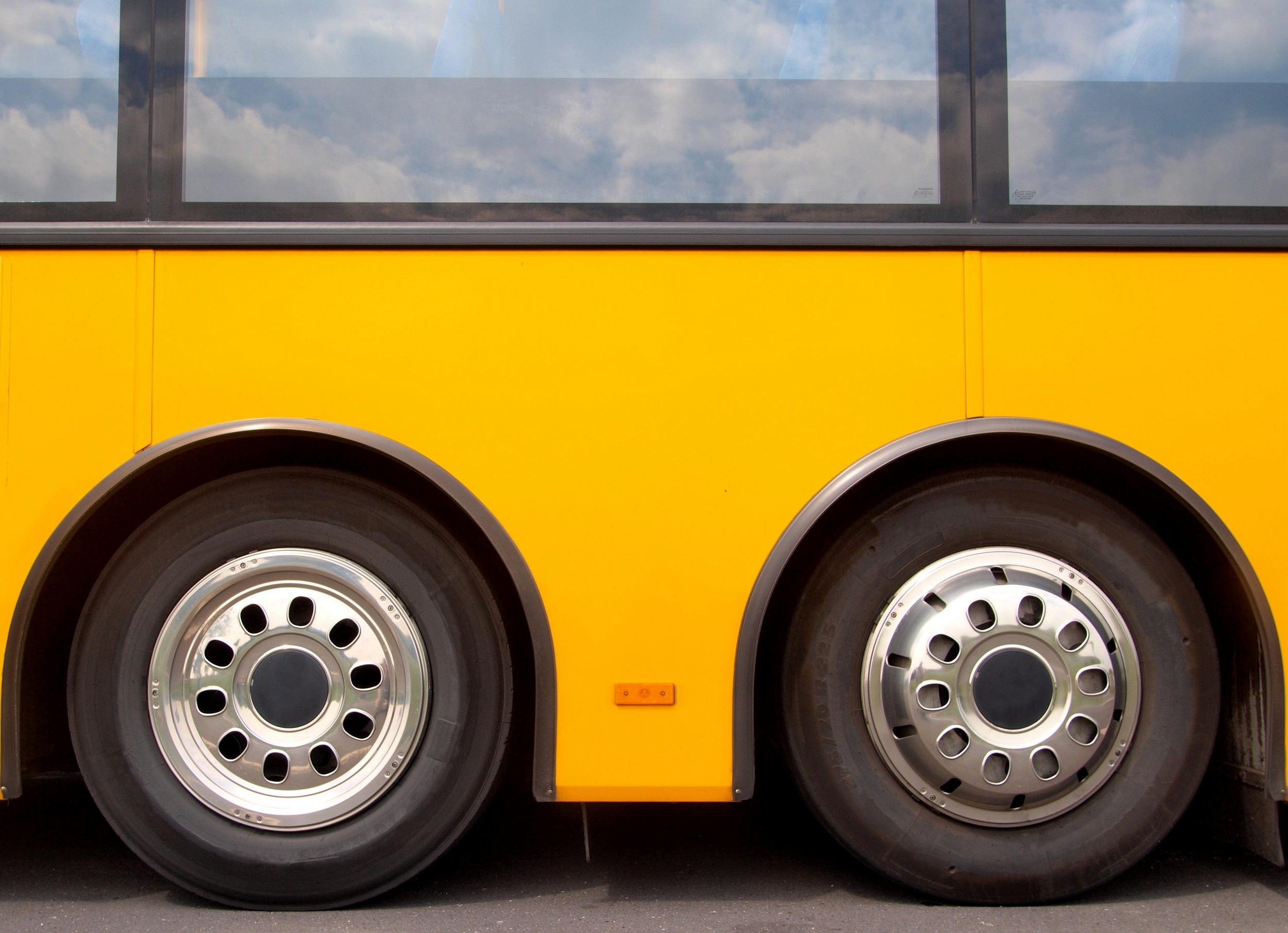 Mali: Crvena boja za autobuse u Beogradu