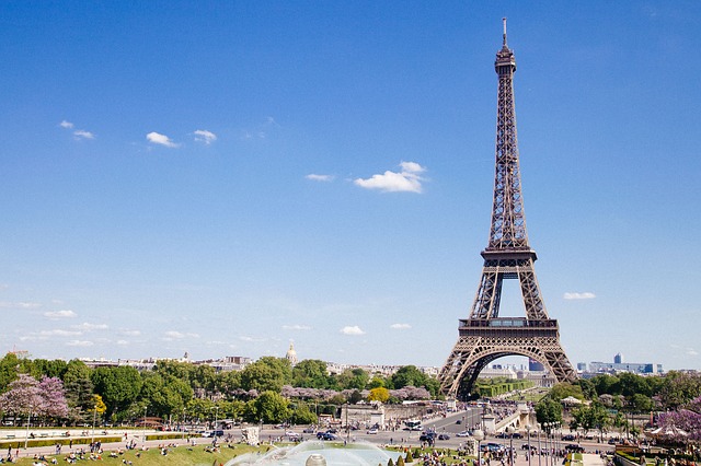 Stanarina u Parizu skoro duplo jeftinija nego u Londonu
