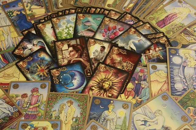 Astrologija i tarot