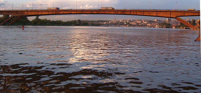 Lančani sudar na Gazeli, blokirani prilazi iz grada