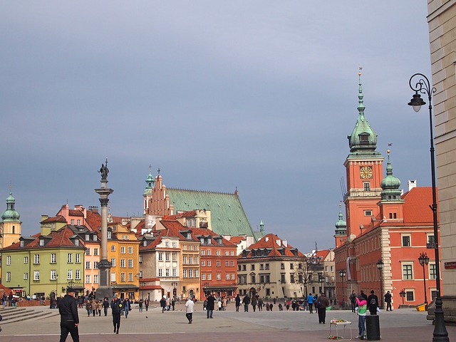 Varšava: Marš zaposlenih u poštama za veće plate