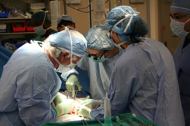 Bliznakinja prvi put na svetu donirala sestri matericu, transplantacija obavljena u Beogradu