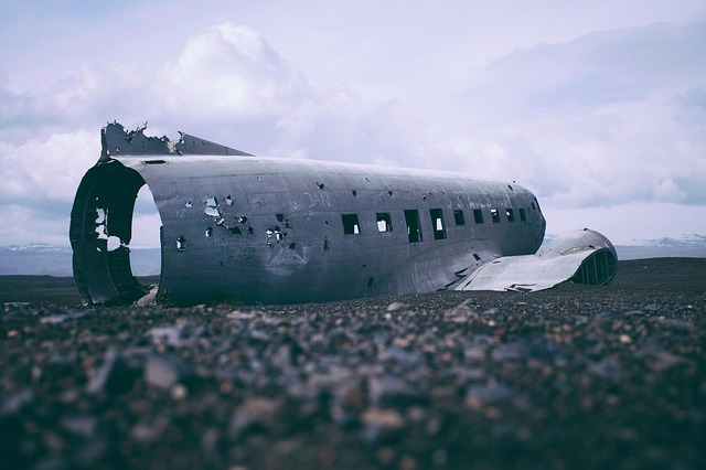 Srušio se vojni transportni avion, 13 poginulih