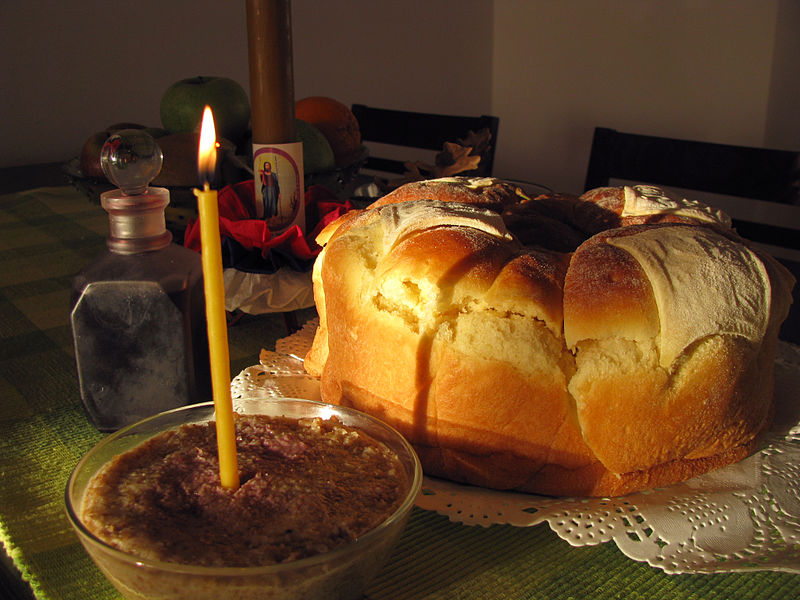 Ako ste vernik, ove običaje morate ispoštovati: Kako se pravilno slavi krsna slava i šta nikako ne treba raditi?