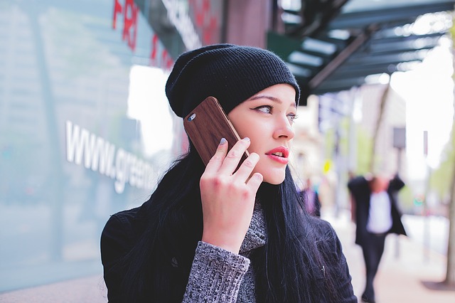 Žvrljate po papirima dok telefonirate? Evo šta to govori o vama