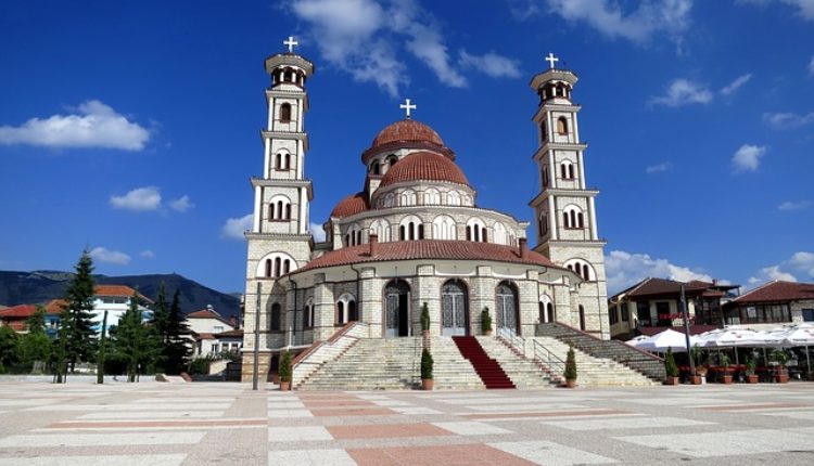 Obelodanjen novi dokument koji je korak ka stvaranju velike Albanije Obelodanjen novi dokument koji je korak ka stvaranju velike Albanije