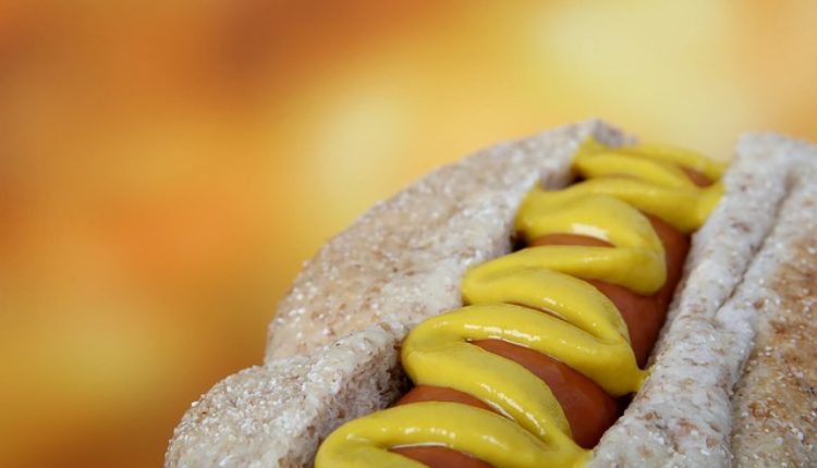 Srbija luda za hot-dogovima, evo koliko ih je IKEA prodala! Srbija luda za hot-dogovima, evo koliko ih je IKEA prodala!