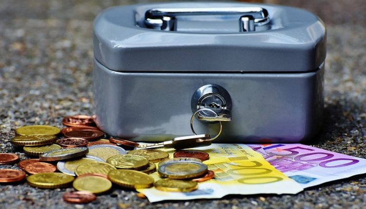 Posle 3 godine: Stiže porez lekarima i IT-jevcima Posle 3 godine: Stiže porez lekarima i IT-jevcima