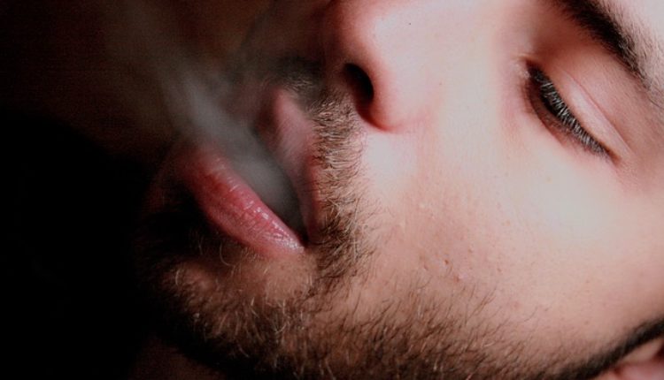 Kada vidite šta cigareta posle seksa radi telu, neće vam pasti na pamet da je upalite Kada vidite šta cigareta posle seksa radi telu, neće vam pasti na pamet da je upalite
