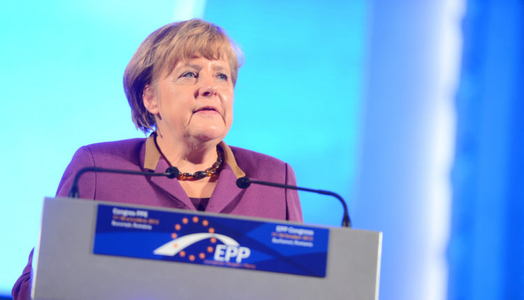 Ko računa na veće razumevanje – Vučić ili Merkel? Ko računa na veće razumevanje – Vučić ili Merkel?