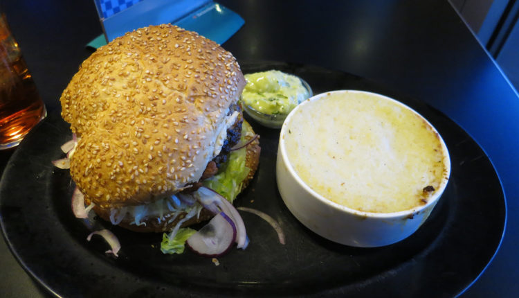 „Kancer-burger“: Gojaznost dece postaje epidemija poput kuge „Kancer-burger“: Gojaznost dece postaje epidemija poput kuge