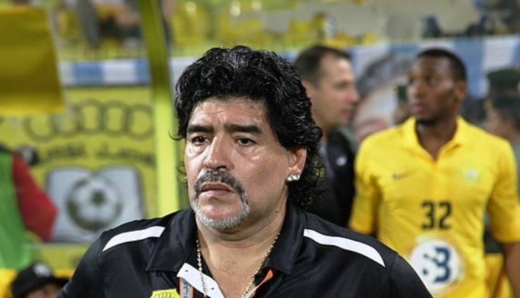 Maradona optužuje ćerke za krađu, traži kaznu zatvorom