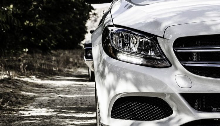 Oglas koji je oduševio Srbiju: Poklanjam auto igraču Zvezde… Oglas koji je oduševio Srbiju: Poklanjam auto igraču Zvezde…