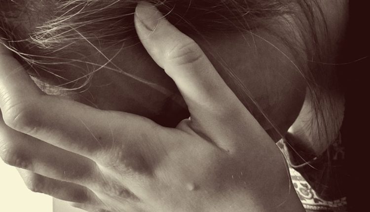 Novi užasi vršnjačkog nasilja: Osnovci školsku drugaricu dve godine terali na oralni seks!