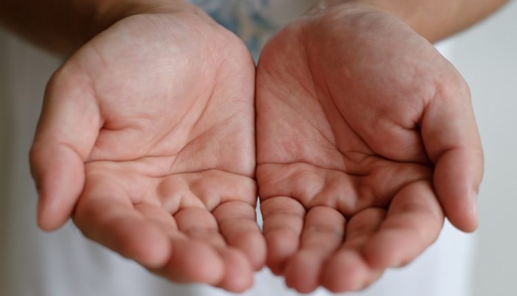 Znate li šta linije na dlanu govore o vašem karakteru? Evo šta znači ako nisu iste na obe ruke Znate li šta linije na dlanu govore o vašem karakteru? Evo šta znači ako nisu iste na obe ruke