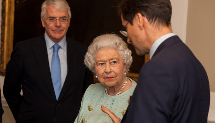 Elizabeta II nikako nije podnosila ovu zdravu namirnicu, toliko da je zabranila na dvoru Elizabeta II nikako nije podnosila ovu zdravu namirnicu, toliko da je zabranila na dvoru