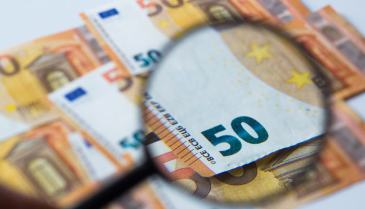 Pravila u Nemačkoj: Evo do kog iznosa smete da uzmete novac koji pronađete na ulici Pravila u Nemačkoj: Evo do kog iznosa smete da uzmete novac koji pronađete na ulici