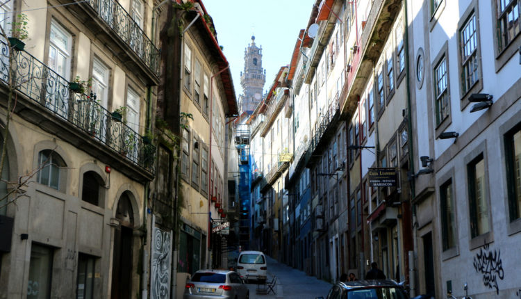 Portugal: Eksplodirao šporet, zapalila se zgrada, osam mrtvih Portugal: Eksplodirao šporet, zapalila se zgrada, osam mrtvih