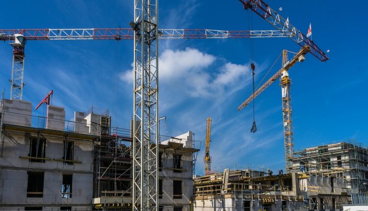 Mihajlović: U martu počinje gradnja 7.400 jeftinih stanova u šest gradova