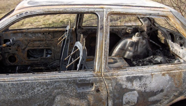 Zapaljeni automobil iz kog je ubijen Ivanović pripadao Srbinu iz Austrije?
