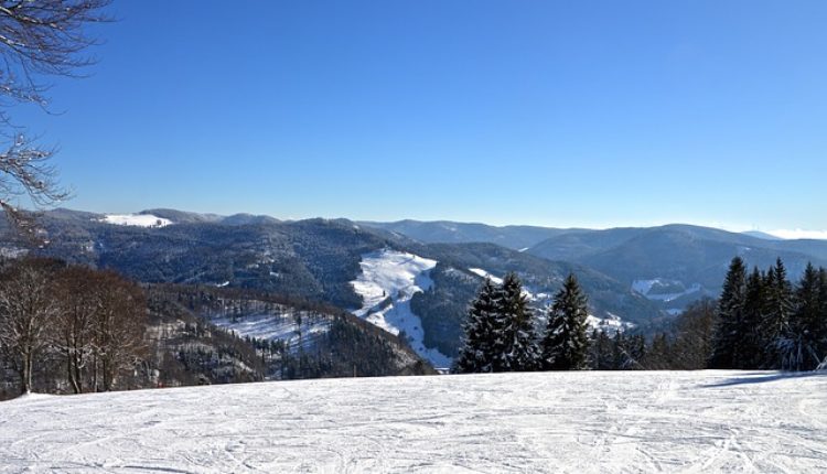 Leto odlazi sa stilom, Slovenci očekuju pola metra snega za vikend