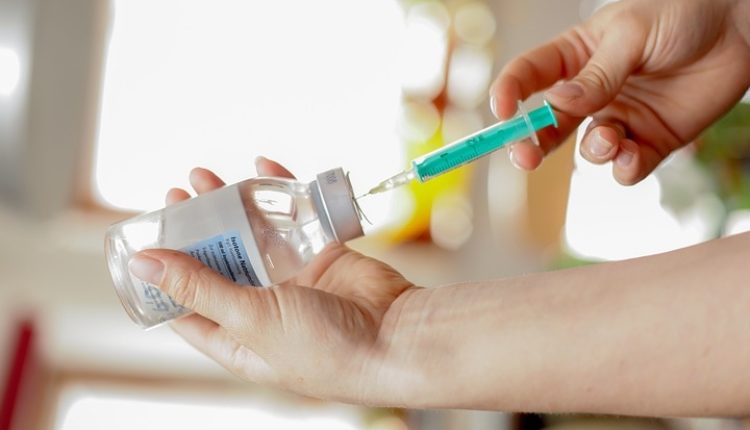Zbog odbijanja vakcinacije, novčano kažnjeno 15 roditelja Zbog odbijanja vakcinacije, novčano kažnjeno 15 roditelja