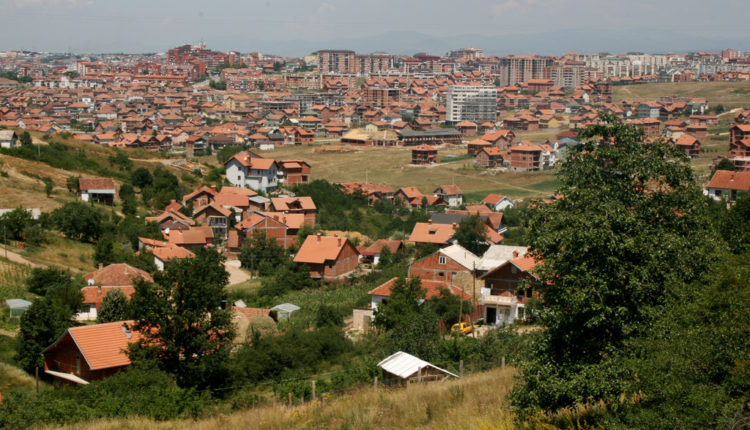 Zahtev sa najvišeg nivoa američke vlasti: Priština mora da ukine takse Zahtev sa najvišeg nivoa američke vlasti: Priština mora da ukine takse