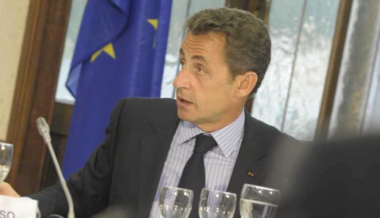 Priveden Sarkozi: Izbornu kampanju mu finansirao Gadafi?! Priveden Sarkozi: Izbornu kampanju mu finansirao Gadafi?!