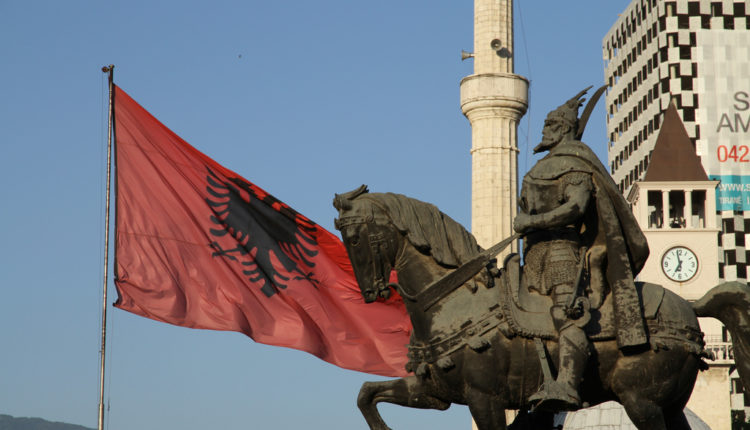 Albanija i Srbija prave jedinstveno tržište? Albanija i Srbija prave jedinstveno tržište?