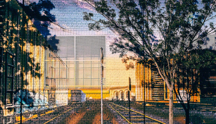 Pavle Vuisić, Nadarević, Dvornik – neobičan mural ukrasio Brčko Pavle Vuisić, Nadarević, Dvornik – neobičan mural ukrasio Brčko