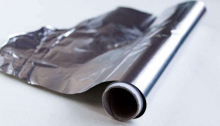Žene će ove zime masovno nositi aluminijumske kuglice u torbi, a evo i zašto Žene će ove zime masovno nositi aluminijumske kuglice u torbi, a evo i zašto