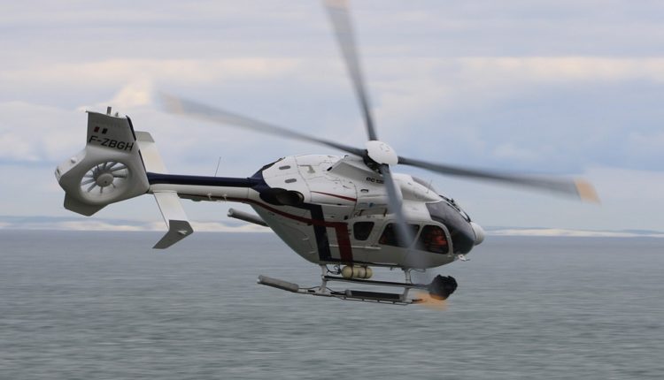Beba rođena u helikopteru iznad Jadranskog mora Beba rođena u helikopteru iznad Jadranskog mora