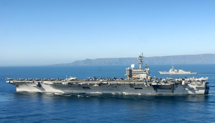 Američka vojska „talasa“ Južno kinesko more — Peking mudro čeka