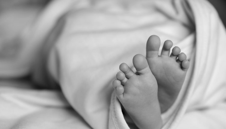 Rodila se beba bez lica, ginekolog pod istragom
