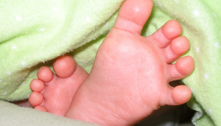 Isplivali prvi dokazi o krađi beba u Srbiji