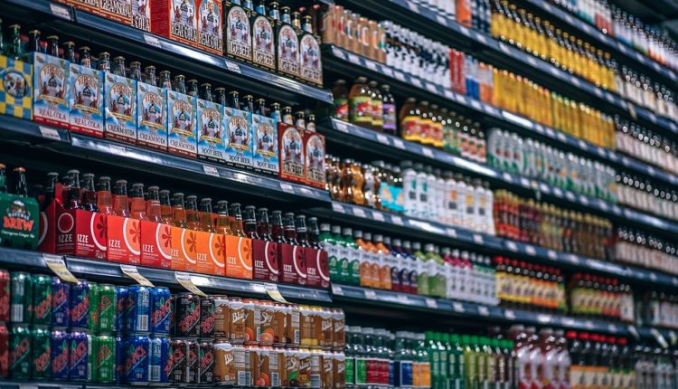 Tajne koje prodavci ne žele da znate: Ove namirnice u marketu nisu baš tako sveže Tajne koje prodavci ne žele da znate: Ove namirnice u marketu nisu baš tako sveže