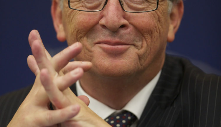 Junker: Tramp je mene prvi poljubio! Junker: Tramp je mene prvi poljubio!