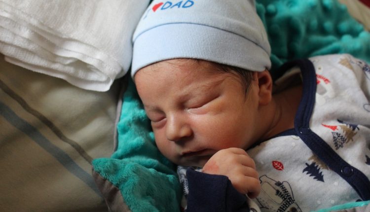 Ako se beba zagrcne ili počne da se guši: nekoliko jednostavnih tehnika prve pomoći Ako se beba zagrcne ili počne da se guši: nekoliko jednostavnih tehnika prve pomoći