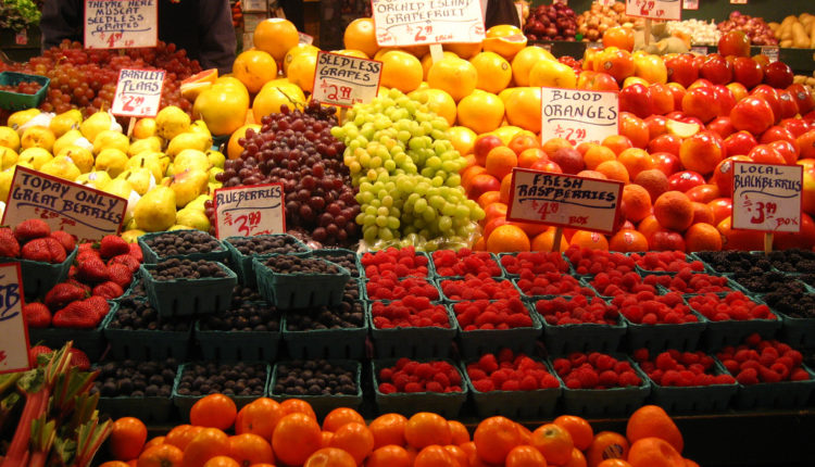 Svi grešimo: ovo voće i povrće NE SME u frižider