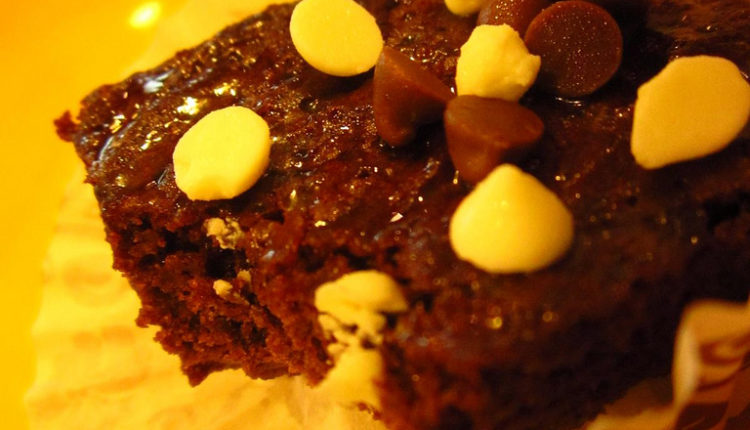 Ljubav na prvi zalogaj: Čoko kocke bez jaja i mleka Ljubav na prvi zalogaj: Čoko kocke bez jaja i mleka