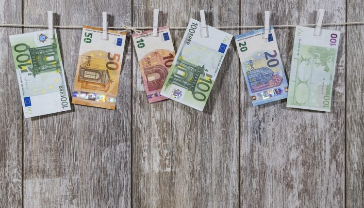 BiH skinuta sa crne liste EU, dodate Saudijska Arabija, Panama… BiH skinuta sa crne liste EU, dodate Saudijska Arabija, Panama…