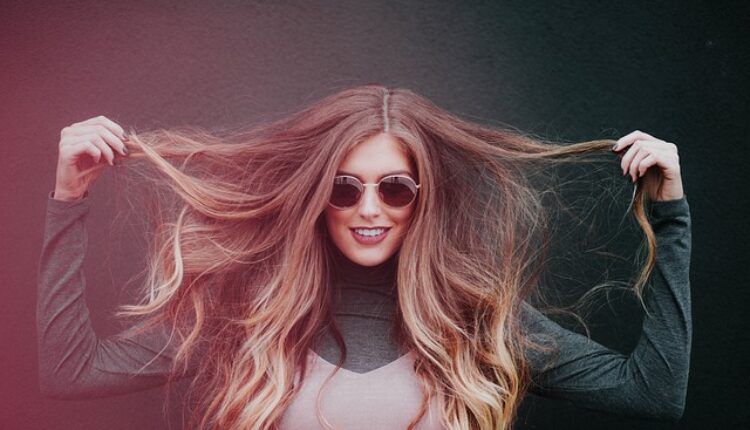 Uz pomoć ovih 10 sjajnih trikova kosa će vam dugo ostati čista