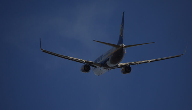 Izveštaj otkrio ko je sve kriv za padove „Boingovih“ aviona „737 Maks“ i smrt 346 ljudi Izveštaj otkrio ko je sve kriv za padove „Boingovih“ aviona „737 Maks“ i smrt 346 ljudi