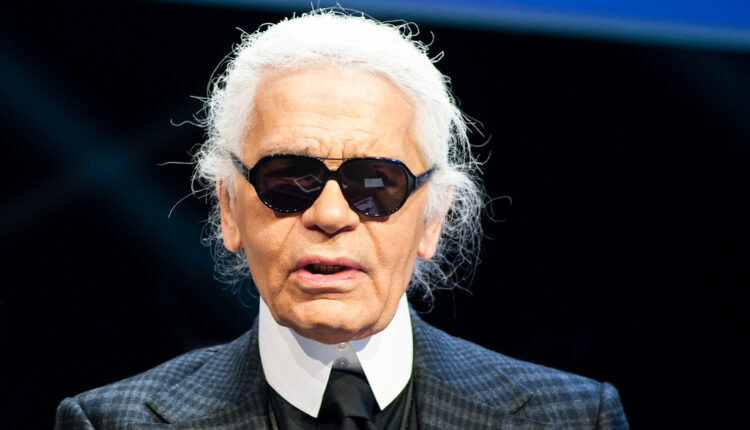 Preminuo modni kreator Karl Lagerfeld Preminuo modni kreator Karl Lagerfeld