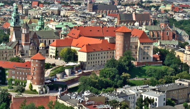 Poljska traži od Nemačke 900 milijardi dolara odšete Poljska traži od Nemačke 900 milijardi dolara odšete