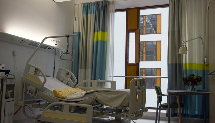 Uhapšen načelnik klinike: Sumnja se da je obljubio pacijenta Uhapšen načelnik klinike: Sumnja se da je obljubio pacijenta