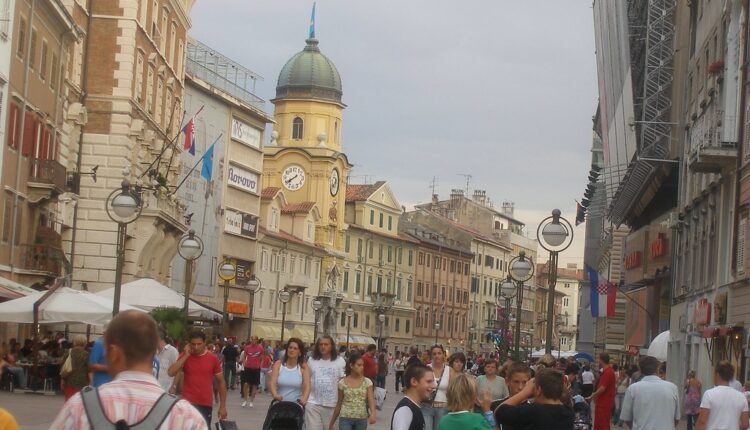 Gori samo Bugari: Komšije najnezadovoljniji građani EU Gori samo Bugari: Komšije najnezadovoljniji građani EU