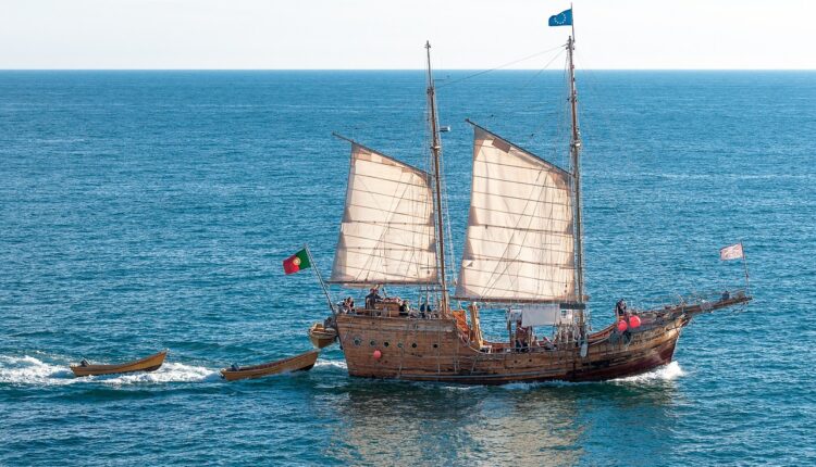 Pirati oteli Srbe na brodu Pirati oteli Srbe na brodu