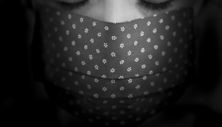 Porodična tragedija u Čačku: Sin sa žurke doneo virus, otac preminuo, majka se bori za život Porodična tragedija u Čačku: Sin sa žurke doneo virus, otac preminuo, majka se bori za život