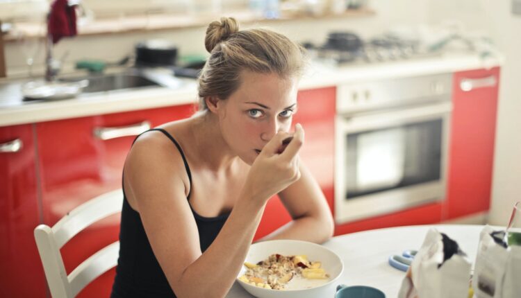 Teška za želudac i posebno kalorična: Ovu hranu nikako ne treba da jedete za doručak